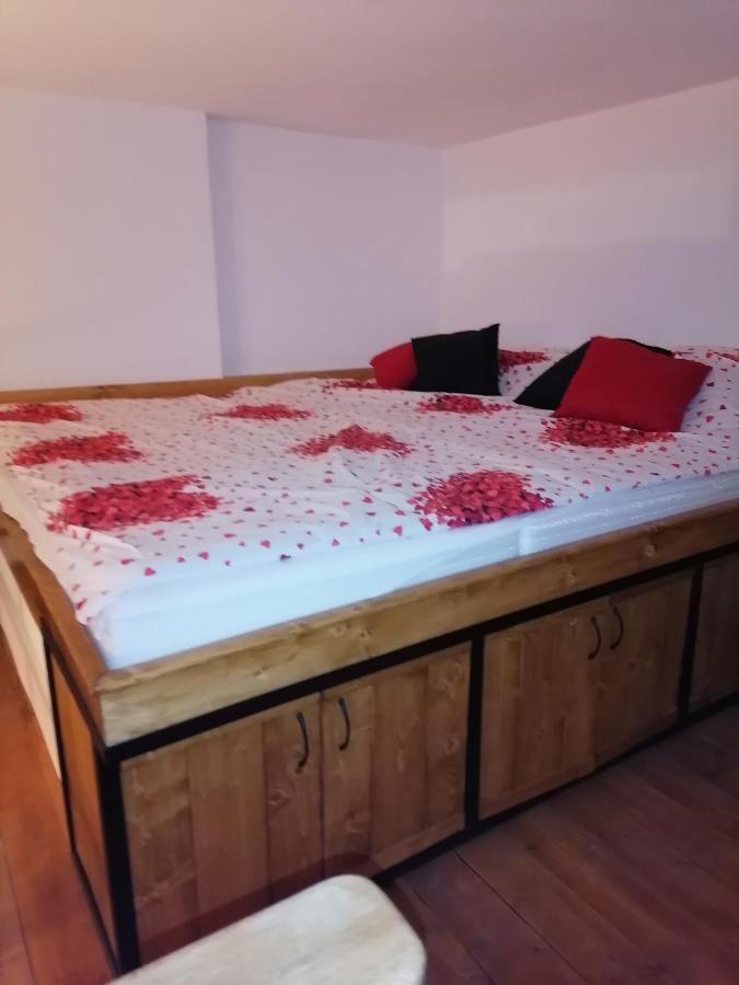 Apartman Stimac Petrovaradin Εξωτερικό φωτογραφία