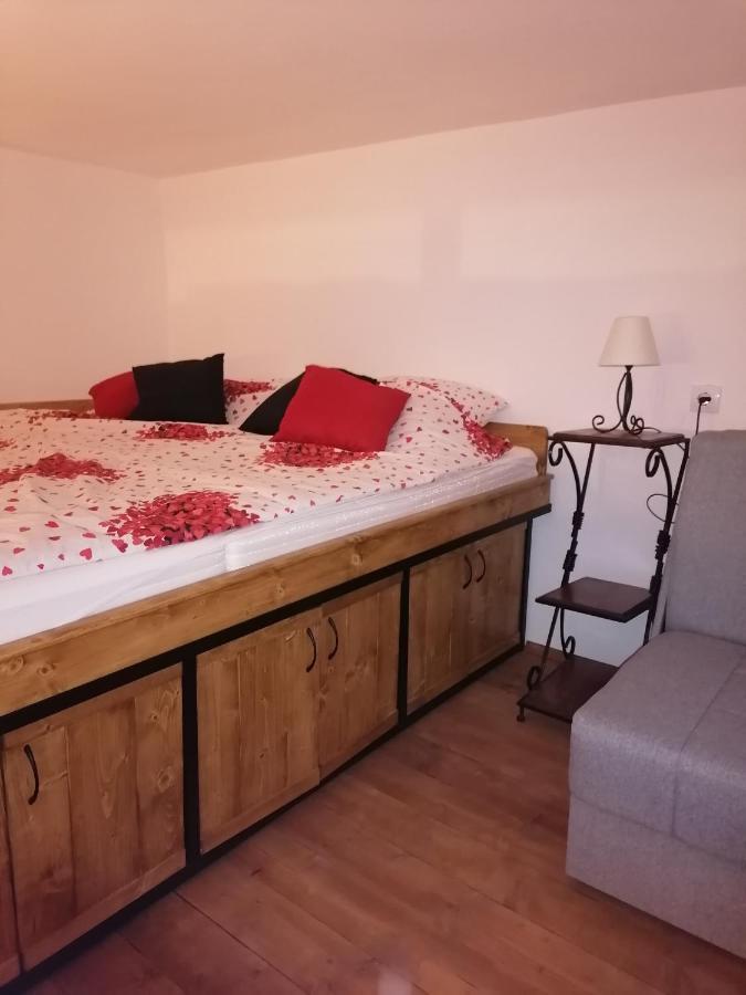 Apartman Stimac Petrovaradin Εξωτερικό φωτογραφία